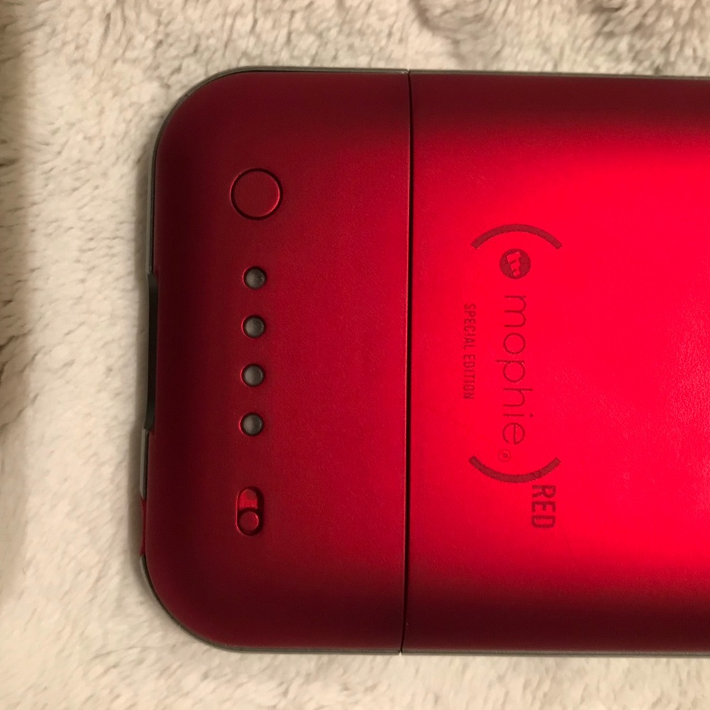Mophie IPhone 5 charging case